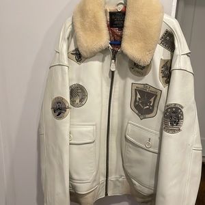 Leather White Vintage Jacket !
